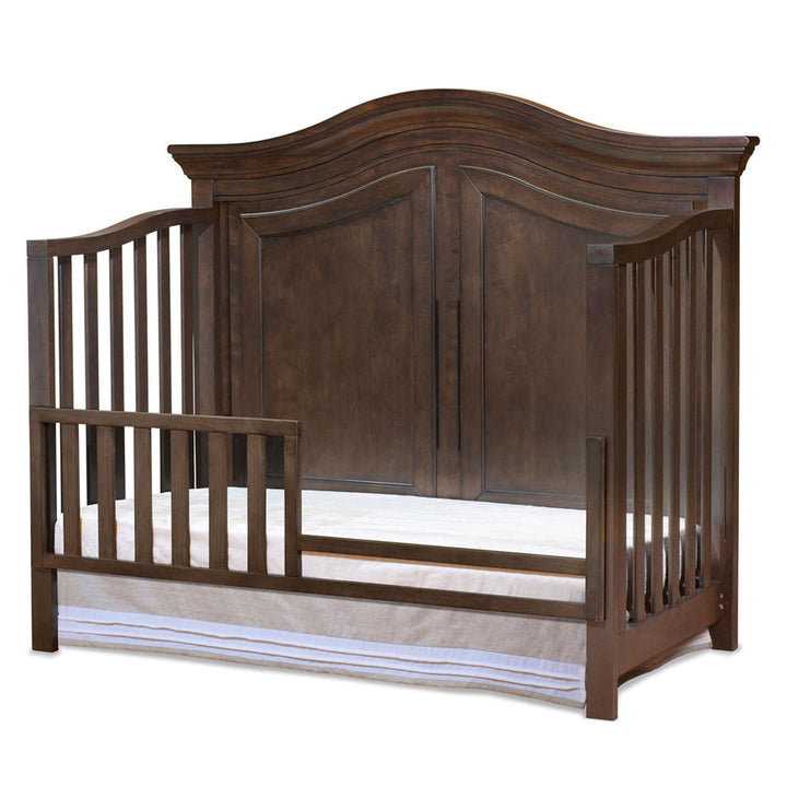 Sorelle Furniture Providence Crib and Dresser Set