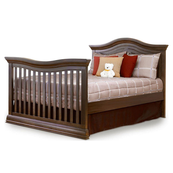 Sorelle Furniture Providence Crib and Dresser Set