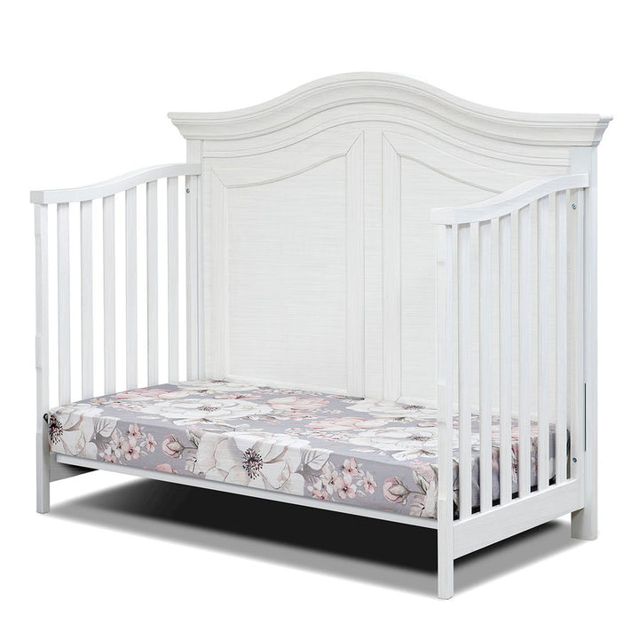 Sorelle Furniture Providence Crib and Dresser Set