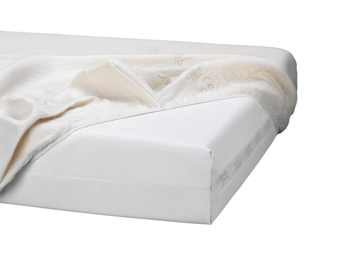 Moonlight Slumber Dreamer Deluxe Twin/Full Mattress w/ cover