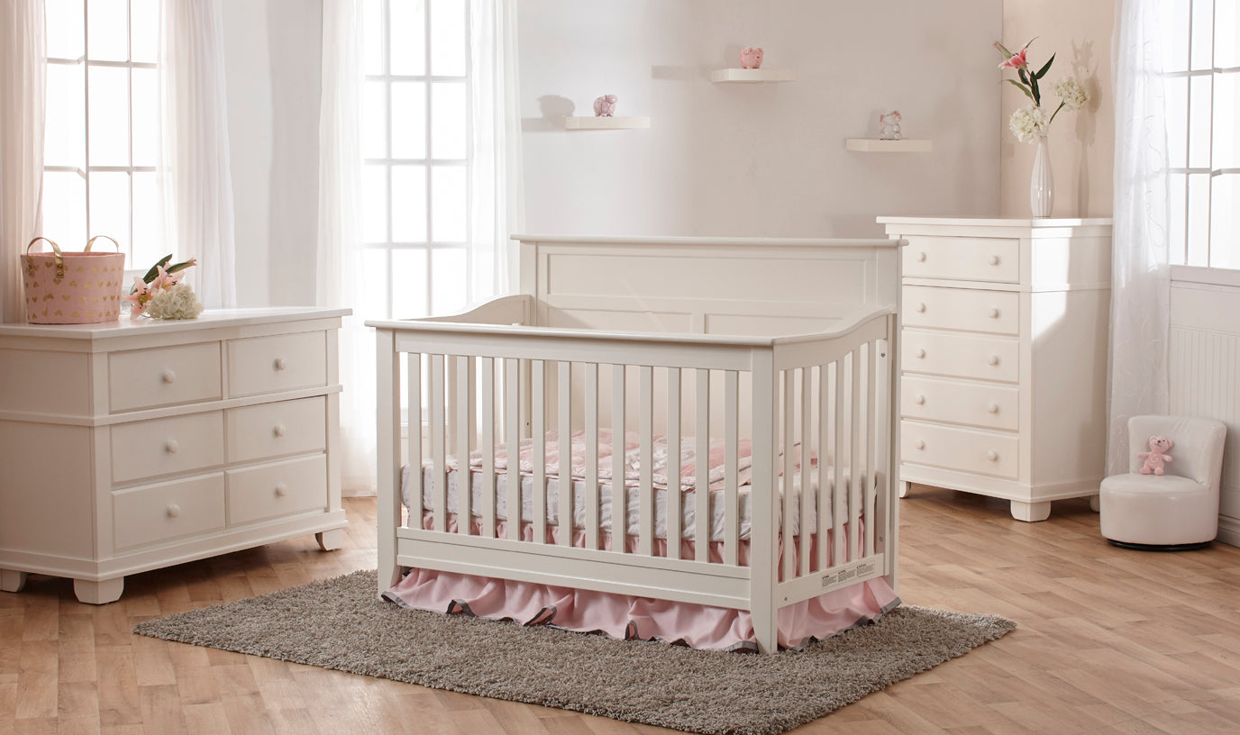 Pali Napoli Flat Top Convertible Crib and Dresser Set