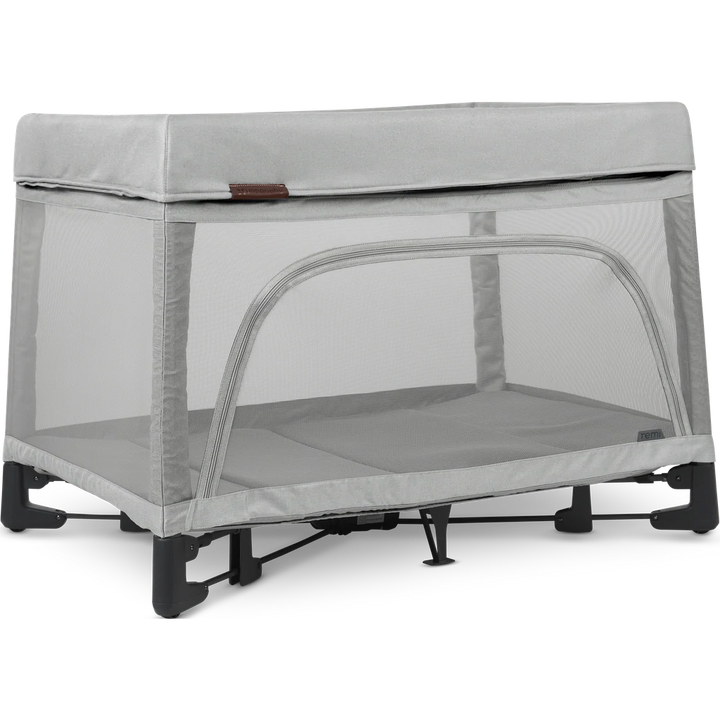 Uppababy Remi Playard w/Bassinet
