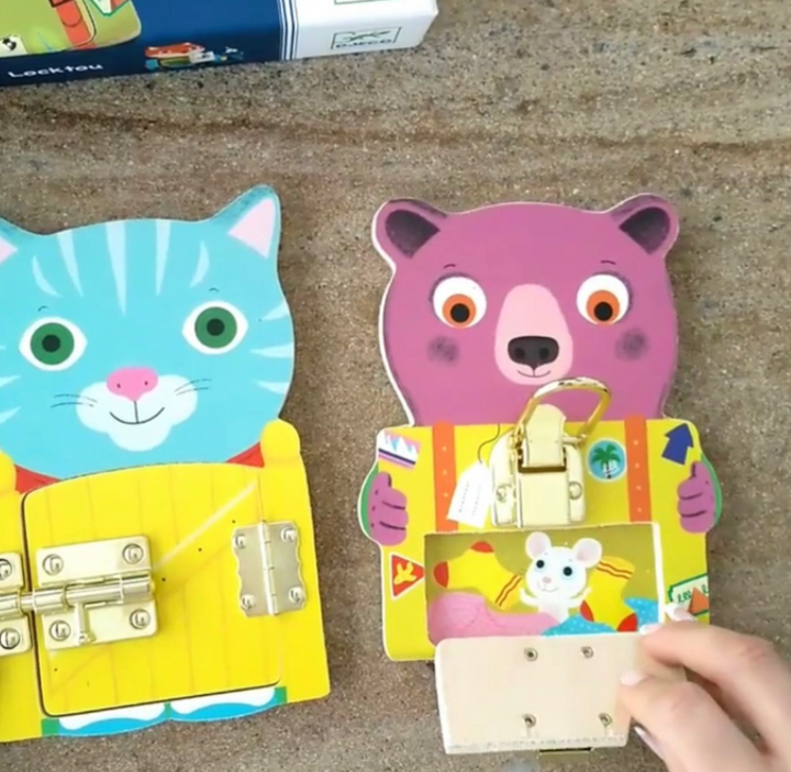 Djeco Locktou Locking/Unlocking Wooden Skill Boards