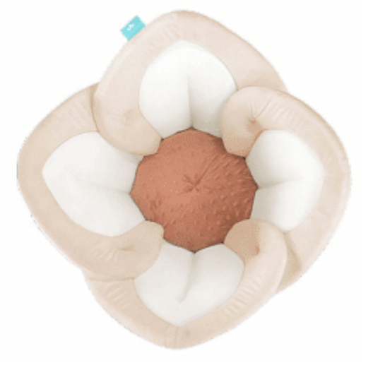 Blooming Bath Lotus with Snaps
