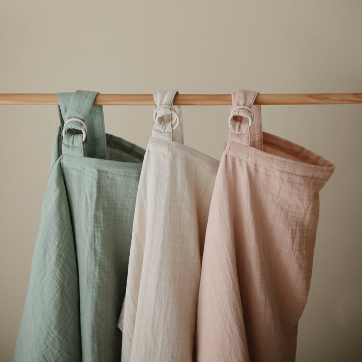 Mushie Muslin Nursing Cover Fog