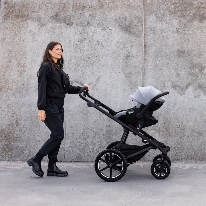 Thule Urban Glide 4- Wheel All Terrain Stroller