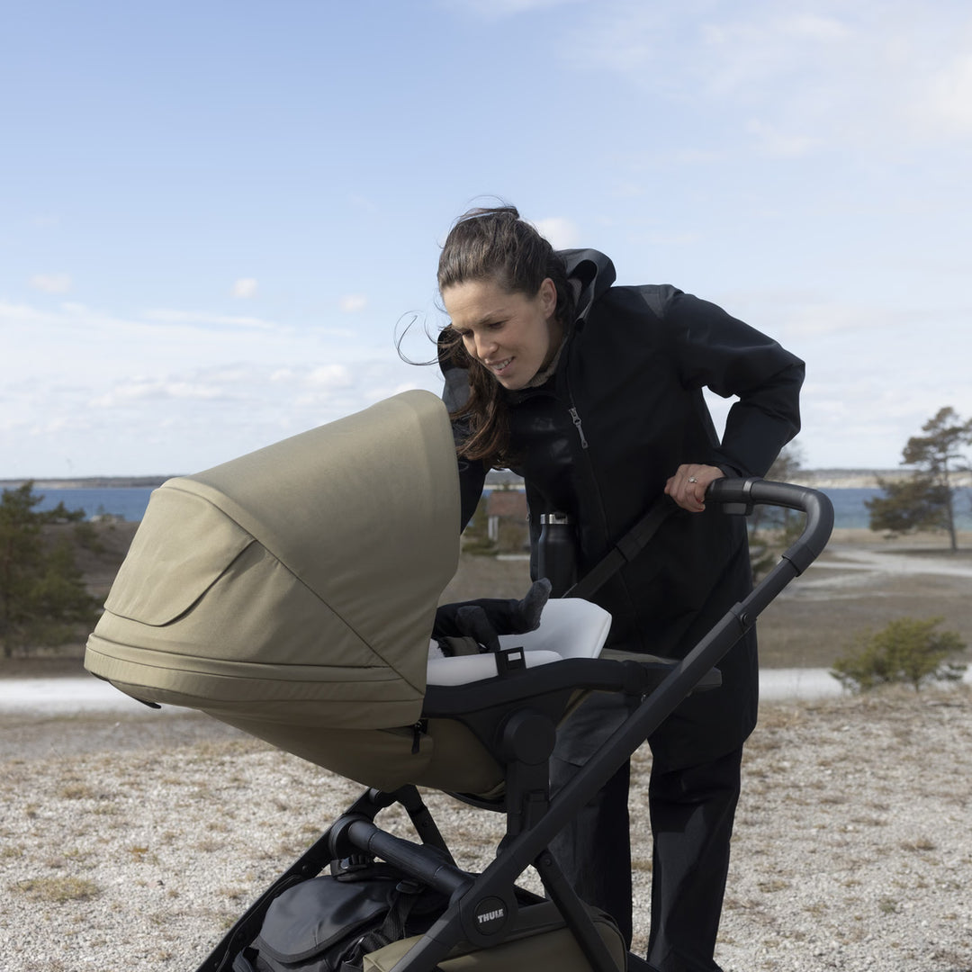 Thule Charm 2-in-1 Stroller NEW!