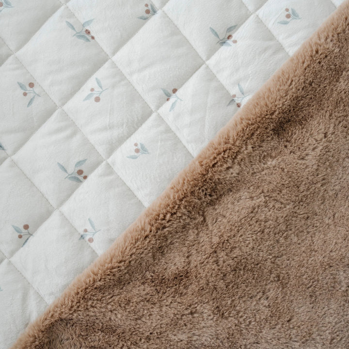Saranoni Minky Faux Fur Nap Mat