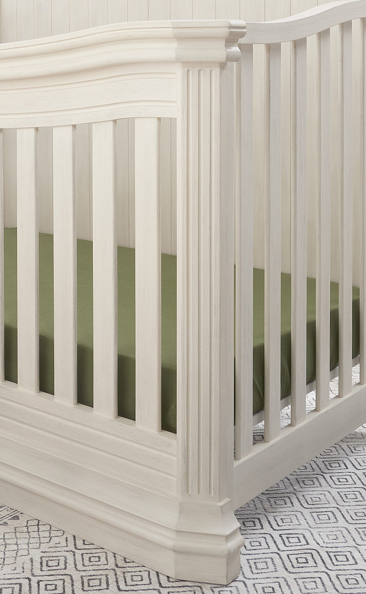 Sorelle Vista Convertible Crib and Dresser Set - In Stock