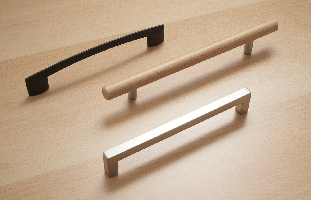 Sorelle Luna Convertible Crib and Dresser Set - Italian Made