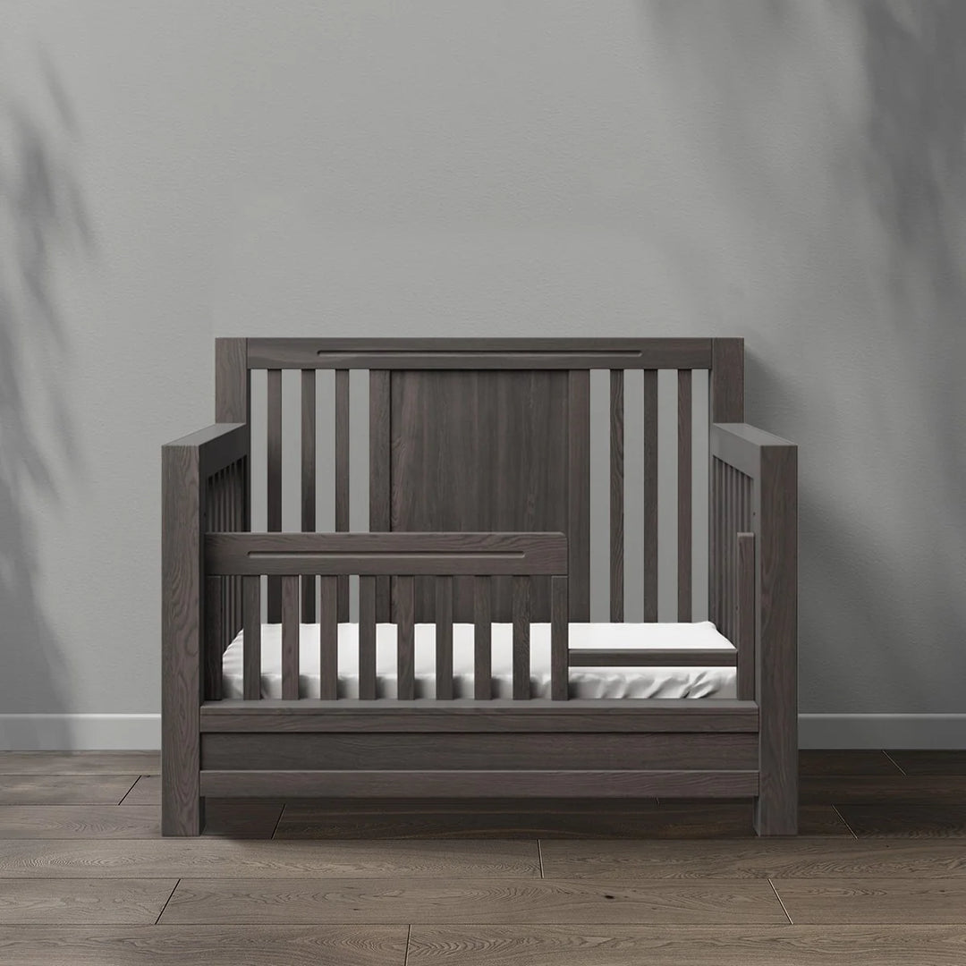 Romina Ventianni Convertible Crib