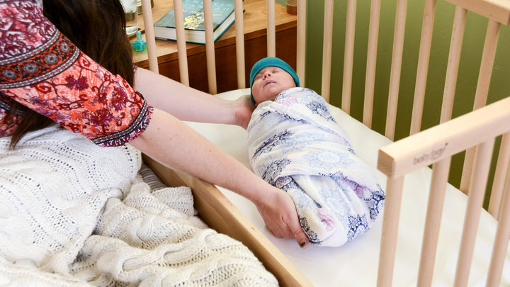 Baby Bay Bedside Bassinet - Solid Wood Natural FInish