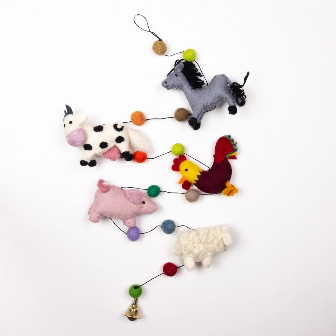 Winding Road Garland - Farm Animals
