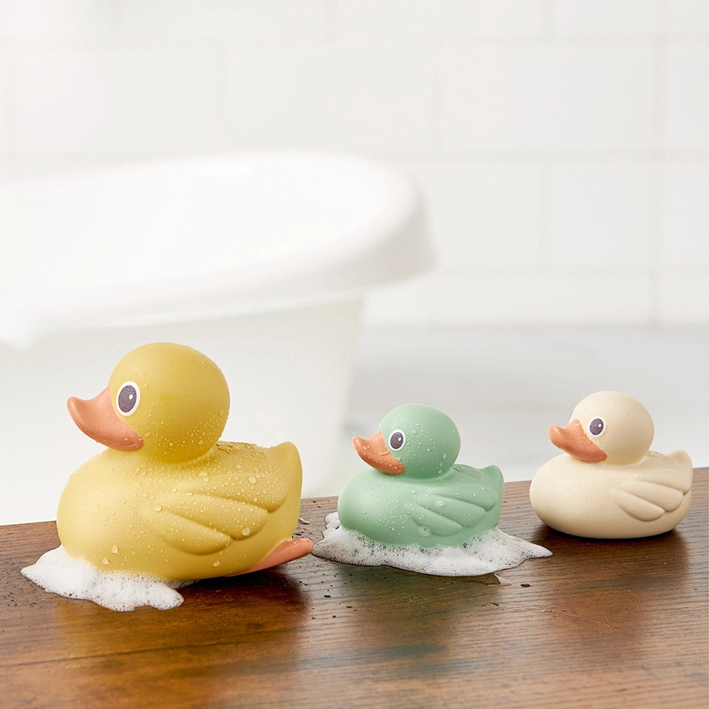 Itzy Ritzy Itzy Ducky Family - Bath + Water Table Toys