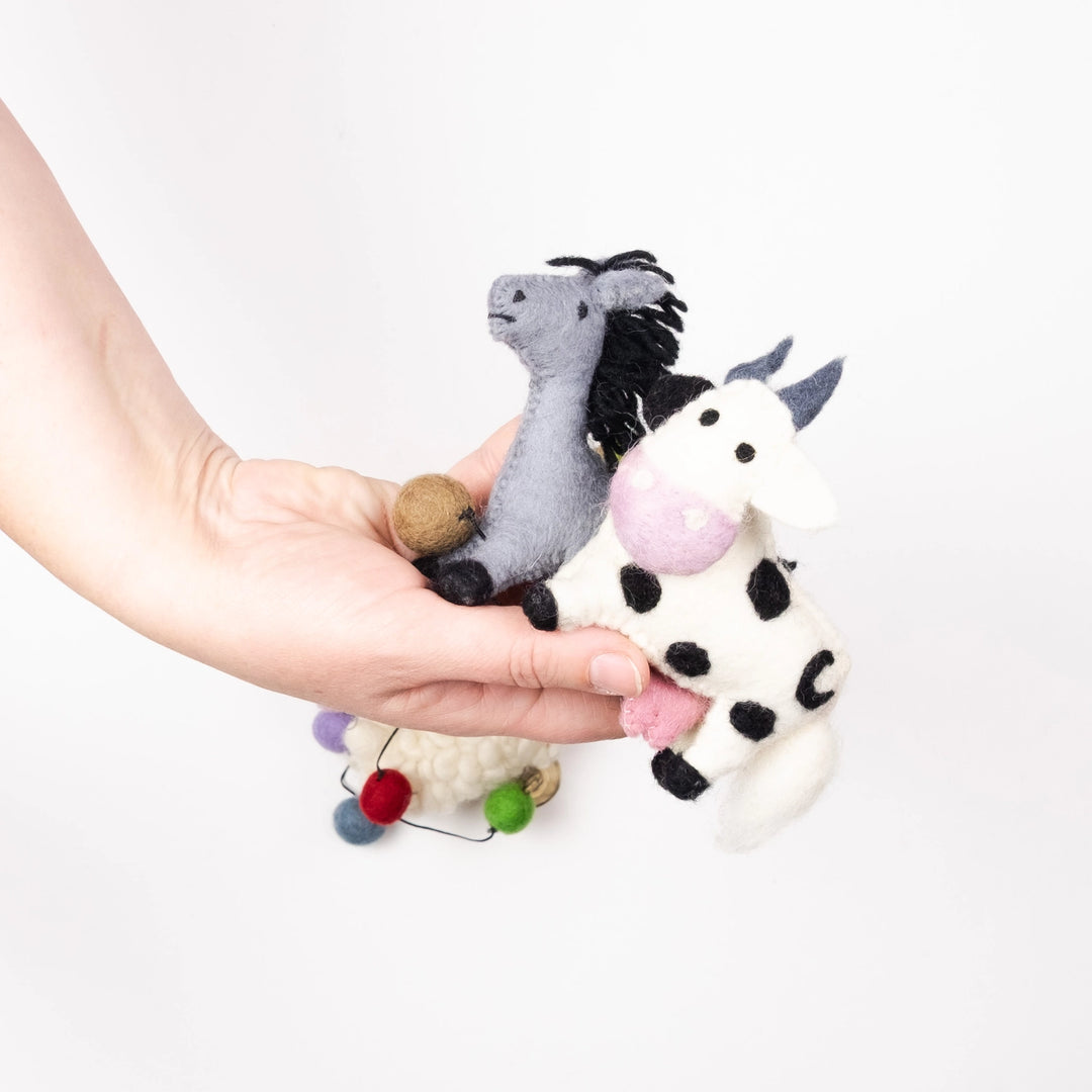 Winding Road Garland - Farm Animals
