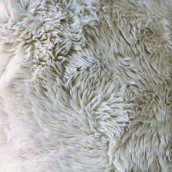 Oilo - Ollie: a Chair and a Half Swivel Nursery Glider -Aussie