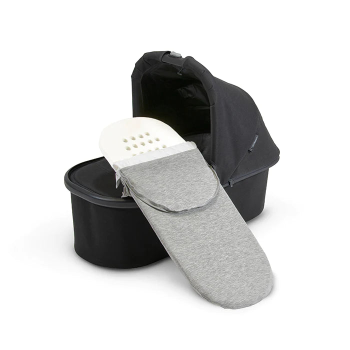 Uppababy vista bassinet mattress dimensions best sale