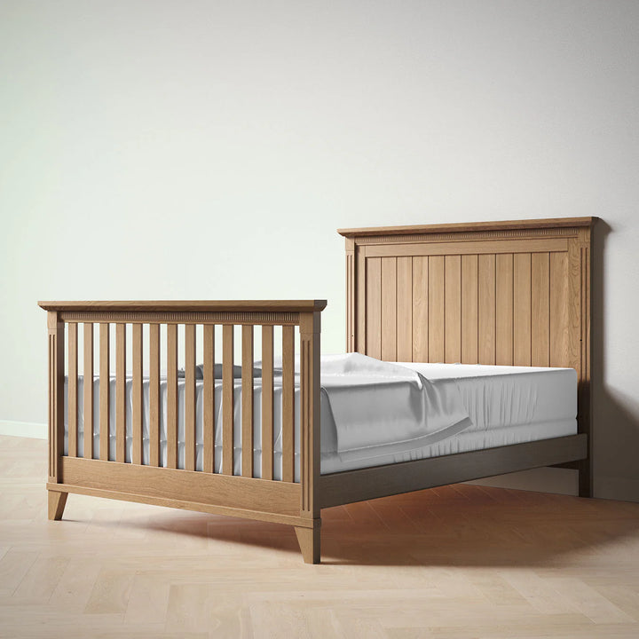 Silva Edison Collection Convertible Crib and Double  Dresser Set