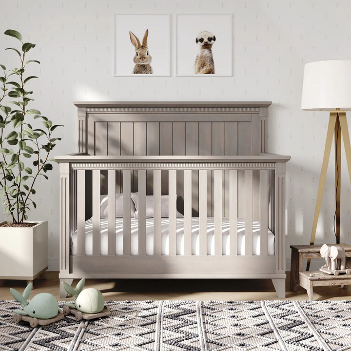Silva Edison Collection Convertible Crib and Double  Dresser Set