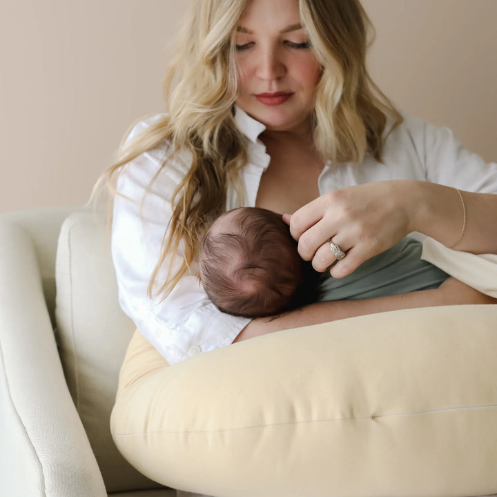 Snuggle Me Organic Feeding Support Pillow
