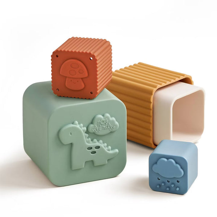 Itzy Sprinkle Bathtime Nesting Cups