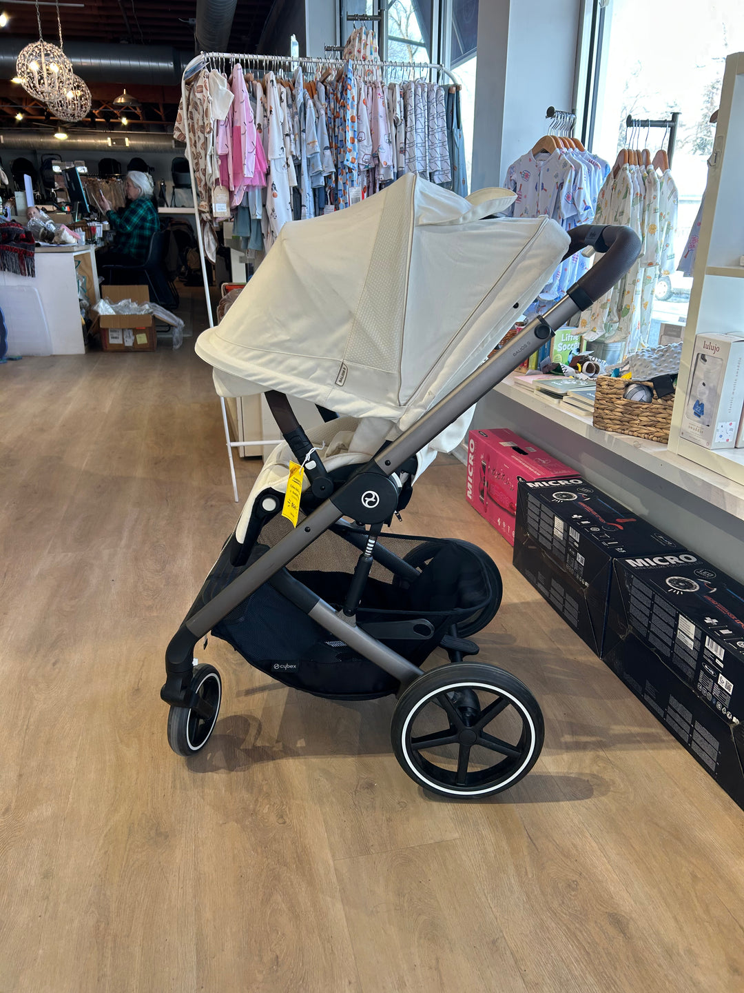 Cybex Balios S Lux Stroller - Seashell Beige | FLOOR MODEL