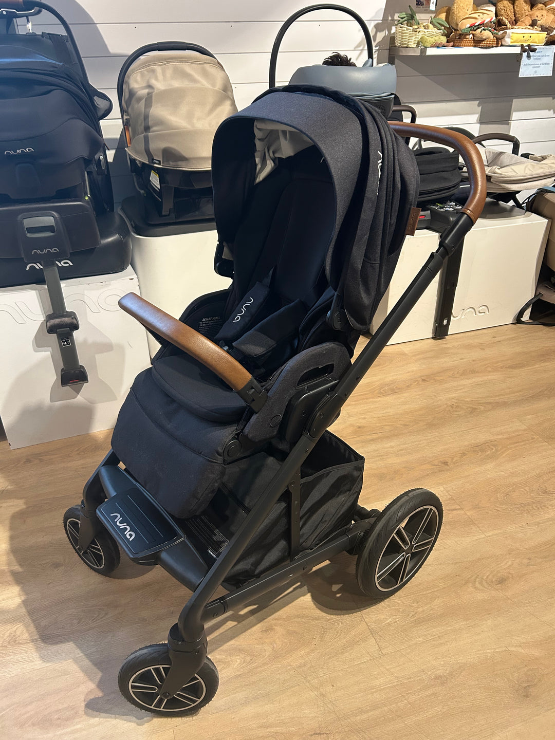 Roll-Again Strollers | Previously Owned