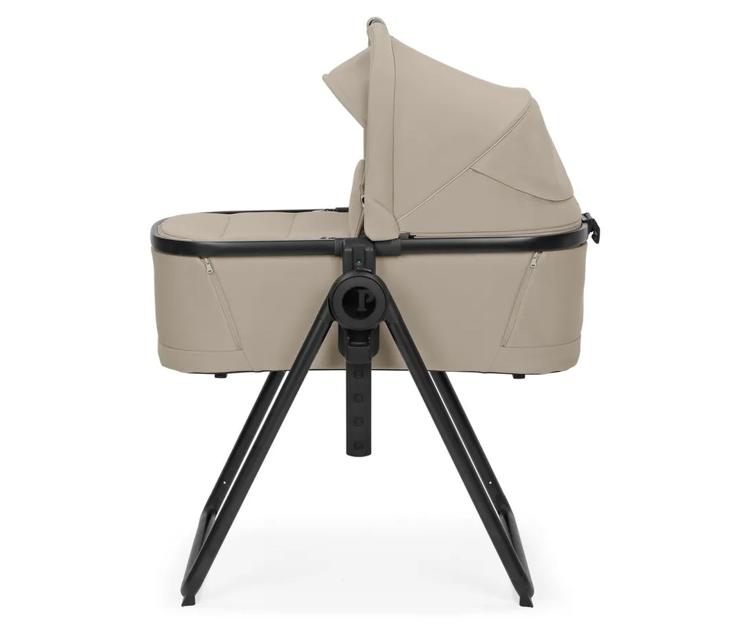 Peg Ypsi Bassinet W/Stand