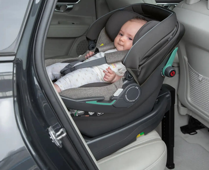 PEG Primo Viaggio Nido Infant Car Seat + Base - Made in Italy