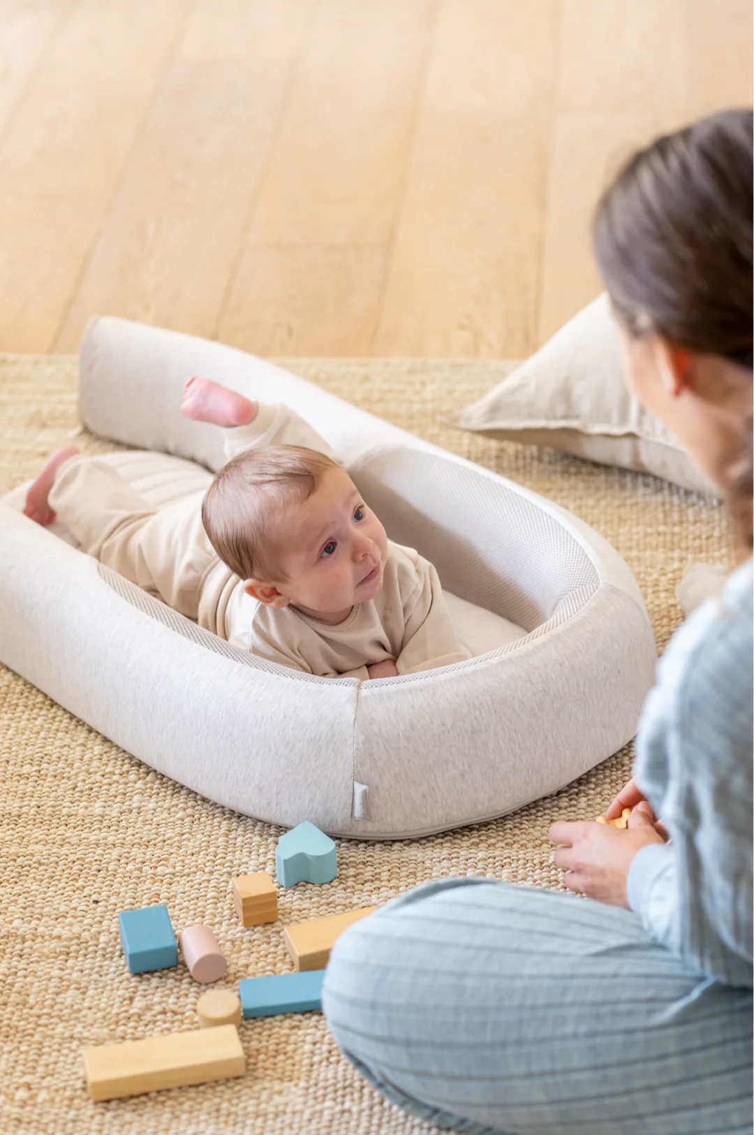 Inglesina Welcome Pod Baby Lounger
