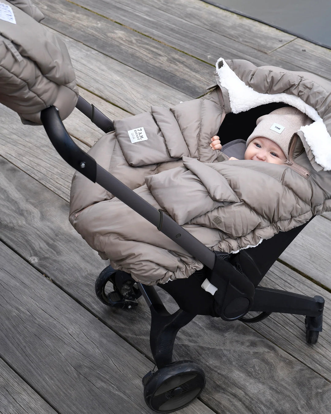 7 a.m. Car Seat Cocoon - Oslo Cloud