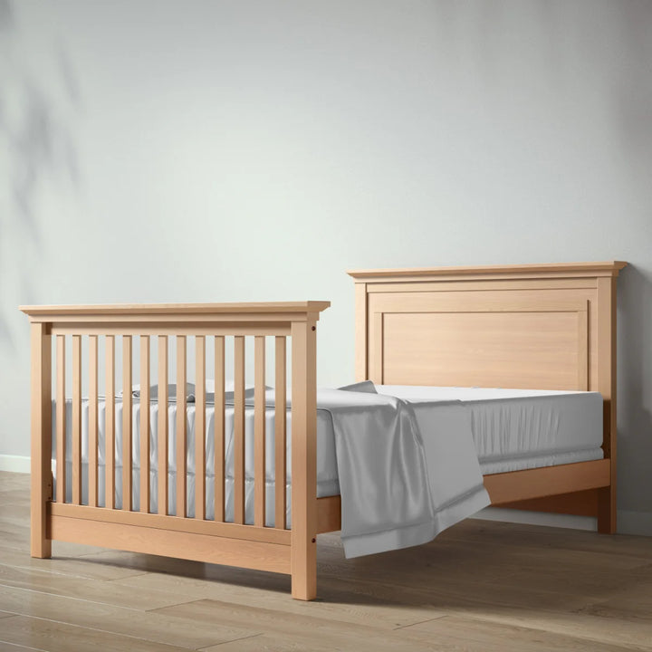 Romina Karisma Convertible Crib (Solid Panel)