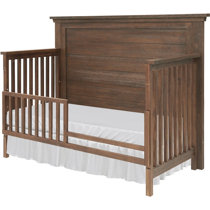 Baby Cache Lecco 4-1 Convertible Crib