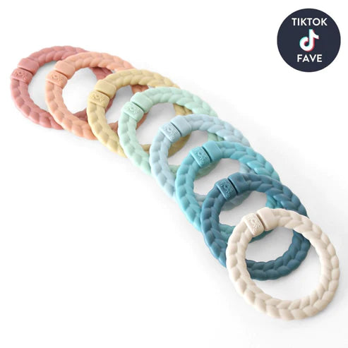 Itzy Ritzy Linking Rings – Baby Grand