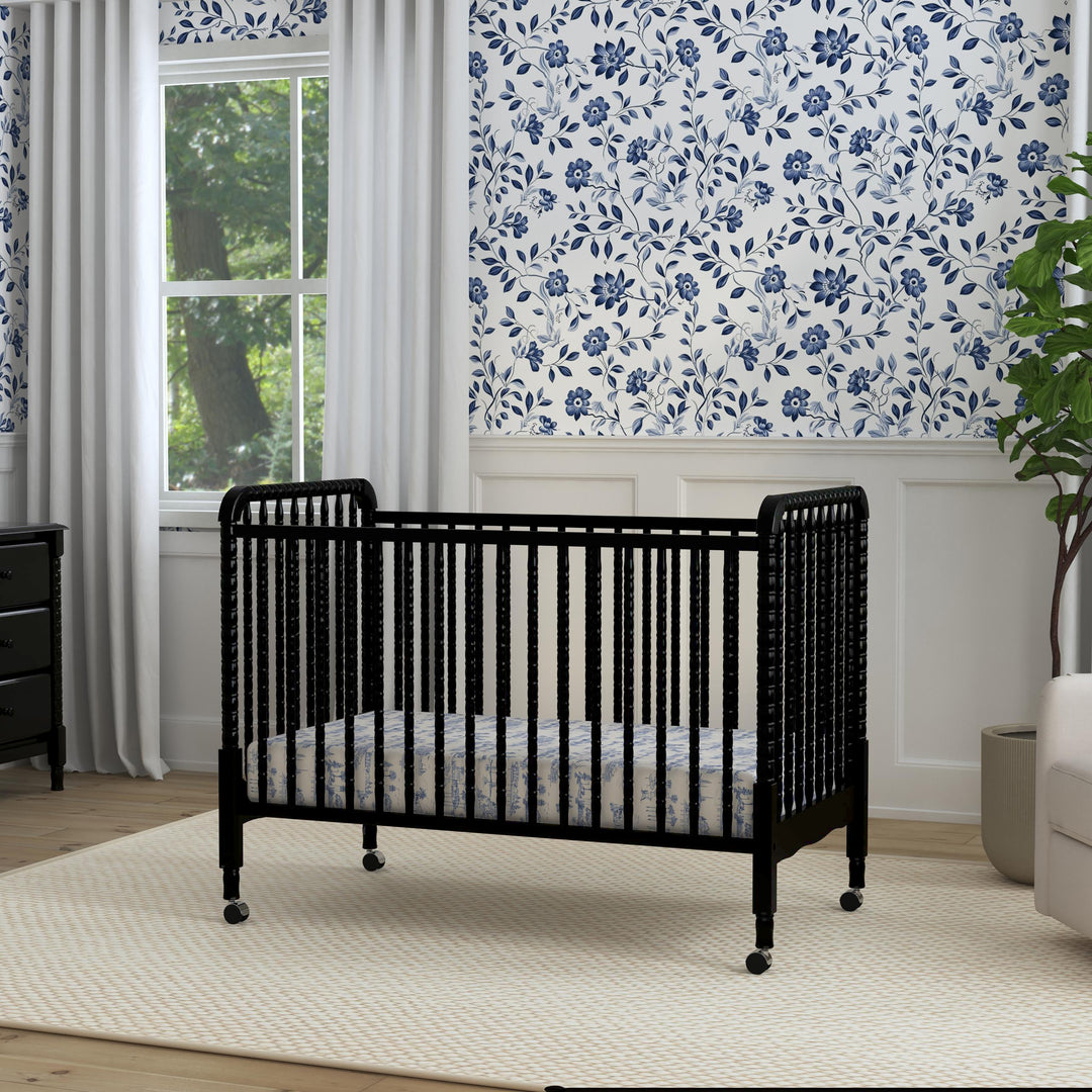 Jenny Lind Spindle Crib – Baby Grand - Main Image