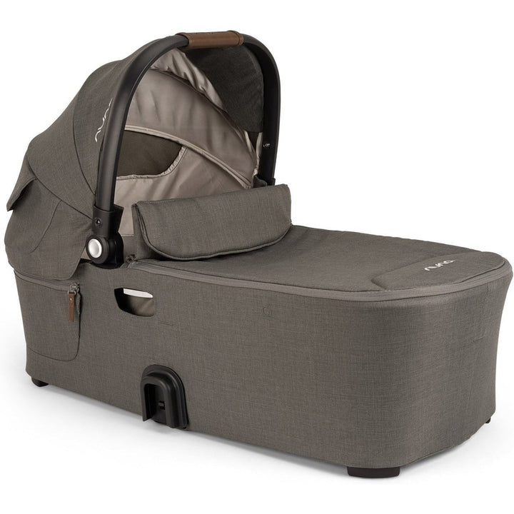Nuna Demi Next/Icon Bassinet + Stand
