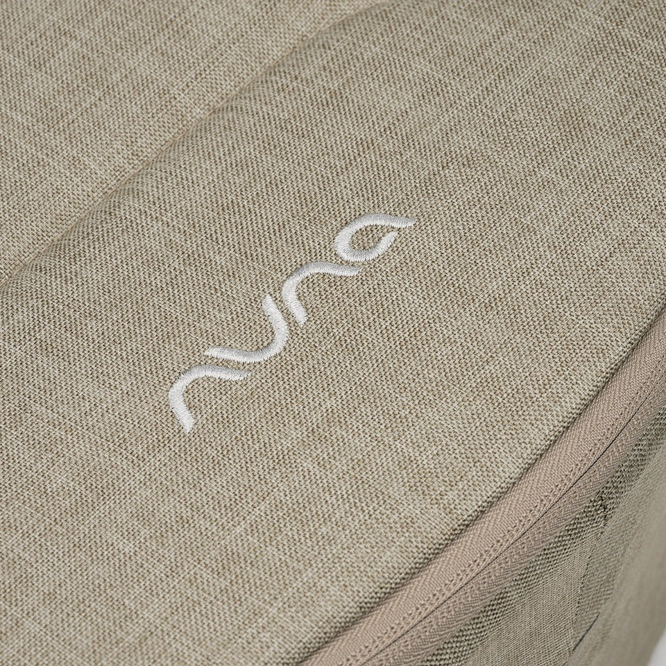 Nuna Demi Next/Icon Bassinet + Stand