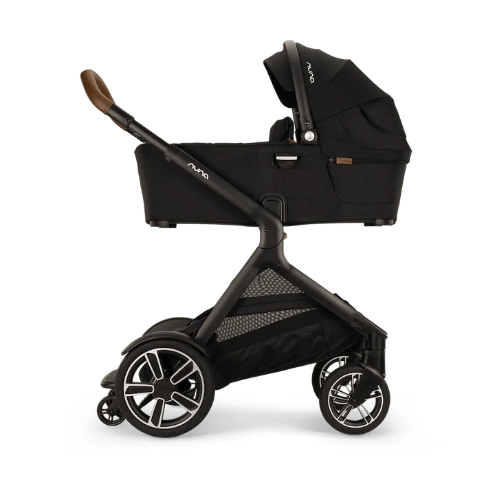 Nuna Demi NEXT Bassinet + Stand