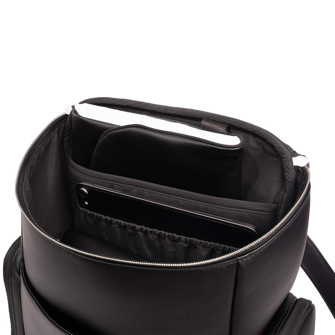 Nuna x BMW Essential Bag