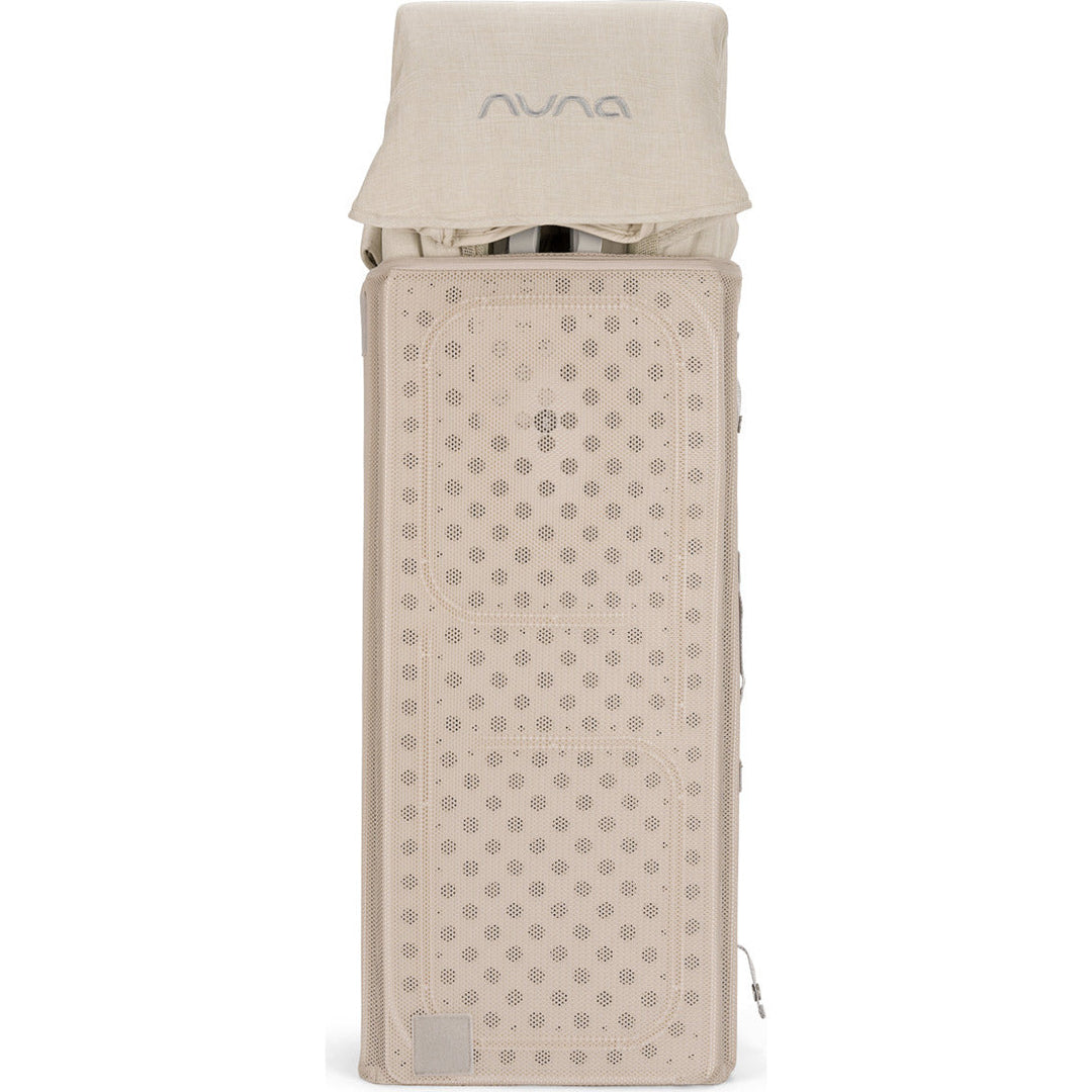 Nuna SENA Aire Playard with Zip-Off Bassinet + Changer