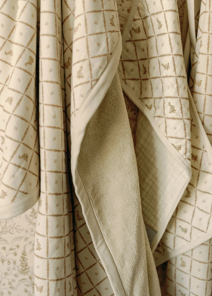 Oilo Cuddle Blanket