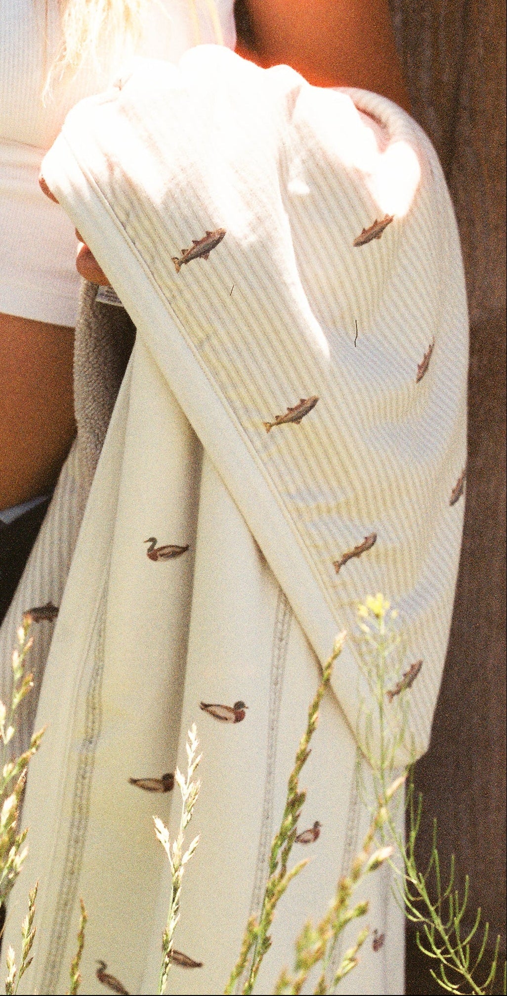Oilo Cuddle Blanket - Trout