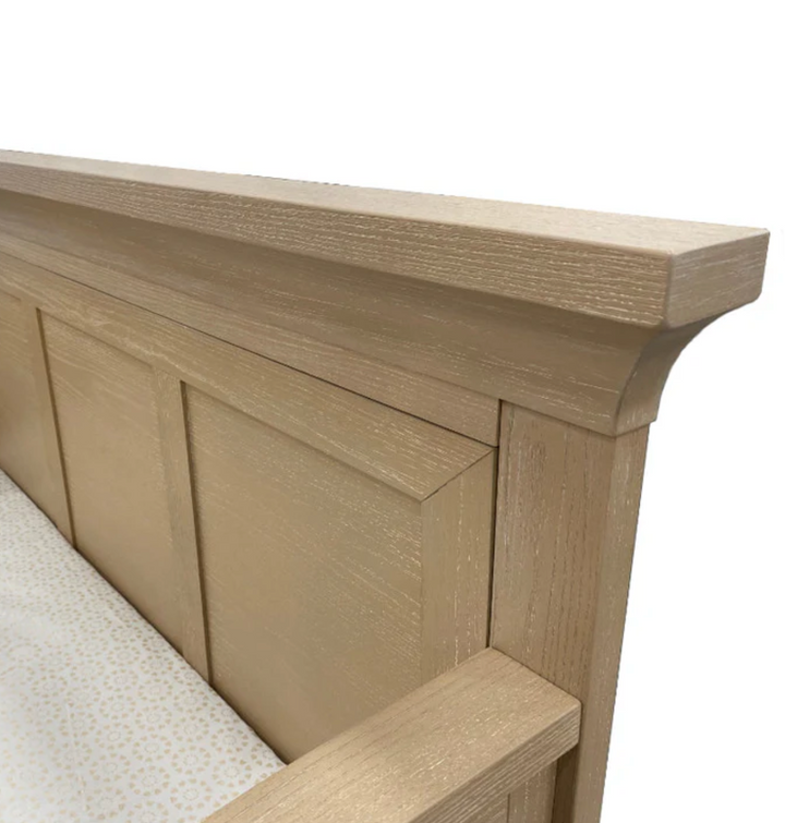 Pali Genova Convertible Crib - Straight Feet