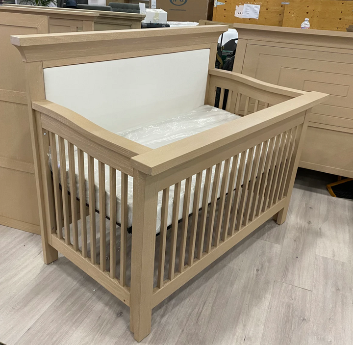 Pali Genova Convertible Crib - Straight Feet