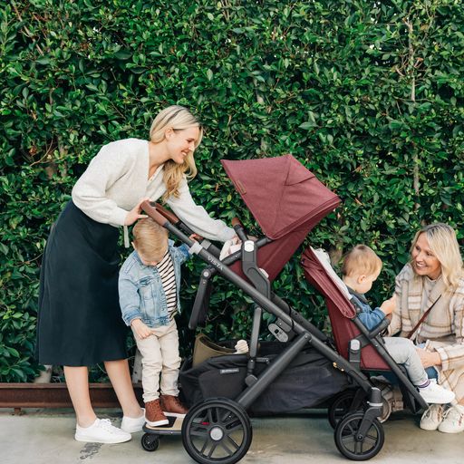 UPPAbaby VISTA V2 Double Stroller Bundle with Rumble Seat V2 - Lucy