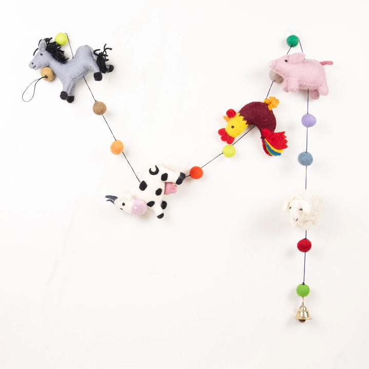 Winding Road Garland - Farm Animals