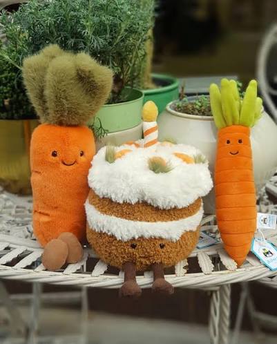Jellycat Amuseables Carrot