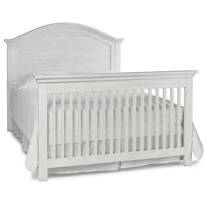 Dolce Babi Lucca Convertible Curve Top Crib