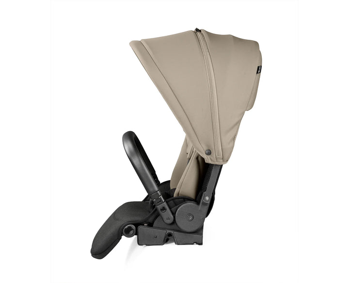 Peg City Loop Travel Stroller. w/ Reversible Seat