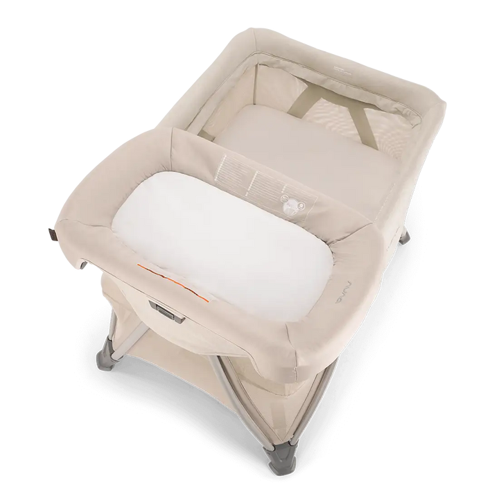 Nuna Sena Aire Playard Bundle w/Changer
